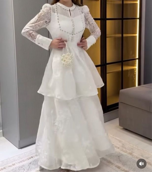 Белое вечерняя платье