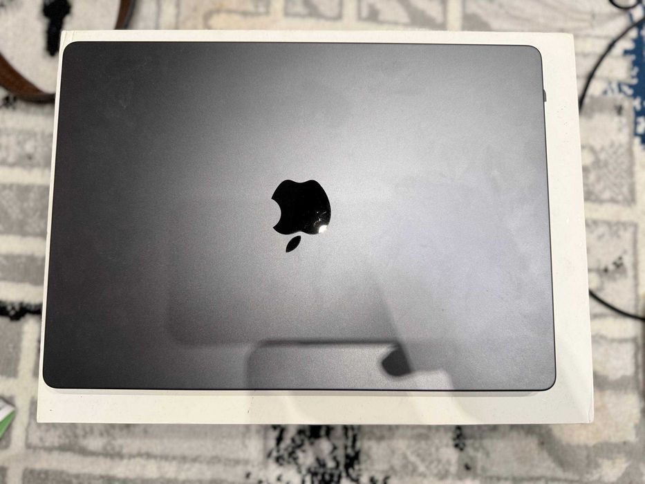 Apple MacBook Pro 14 M4