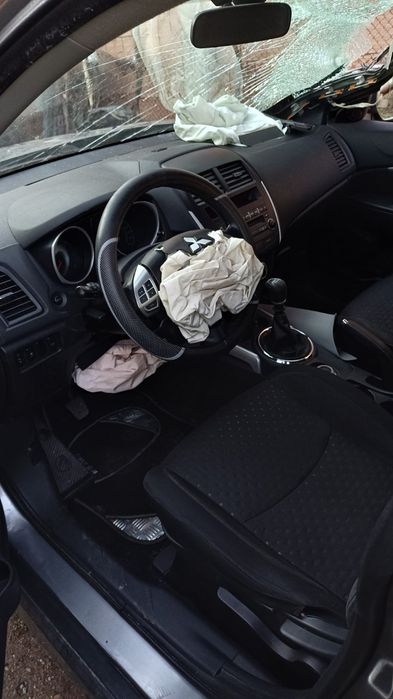 Митсубиши асх 1.8 дид на части