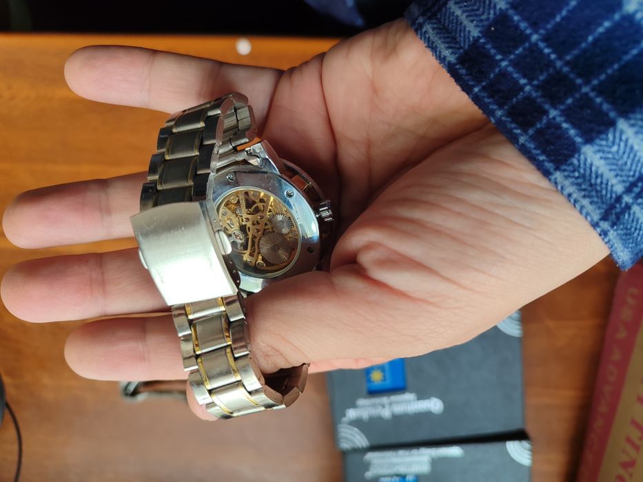 Soat sotiladi kimga qiziq bolsa