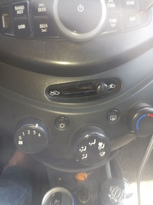 Spark kondisoner sotiladi xamma joyi ishladi aybi yo‘q