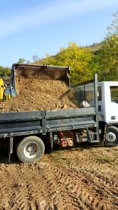 Pamant de gazon, pamant negru, pamant vegetal, umplutura, piatra,nisip