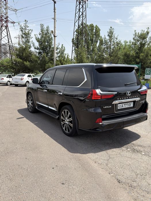 Srochno Lexus LX 570 Sotiladi!