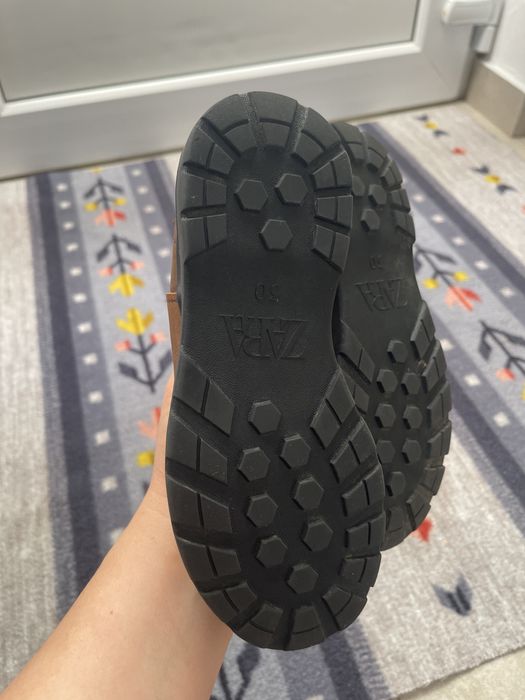 Ghete zara marimea 30 stare ff buna