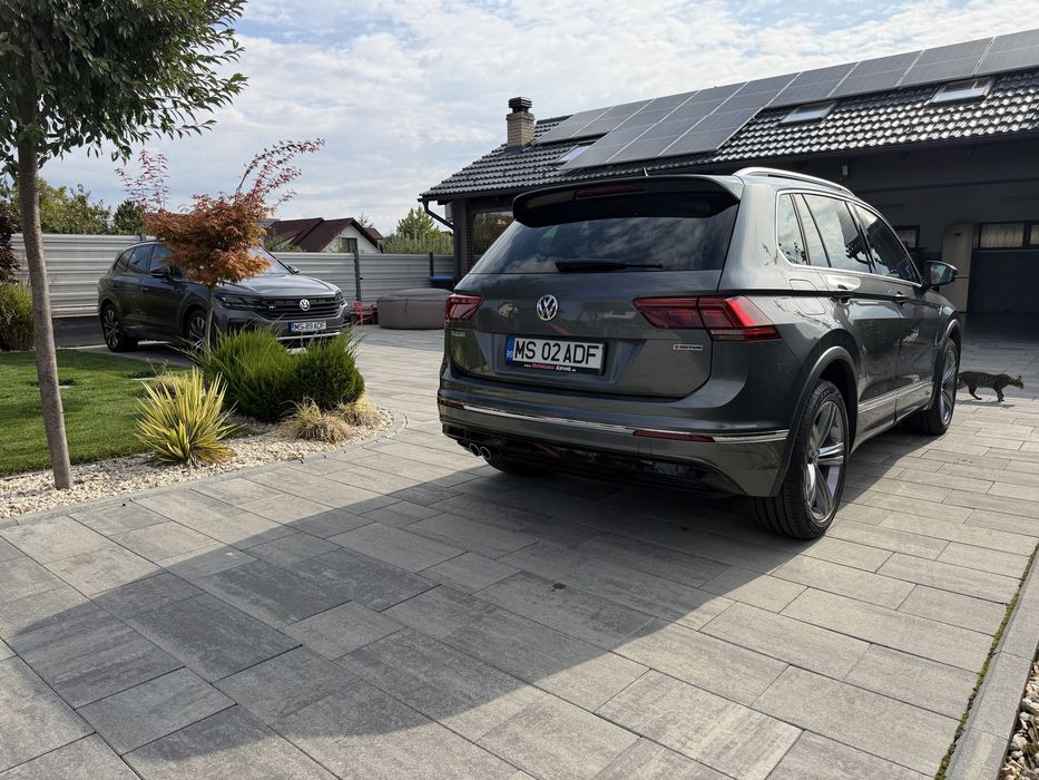 VW Tiguan R-Line FULL 2.0 TDI 190CP DSG 4MOTION • Head-Up • Masaj