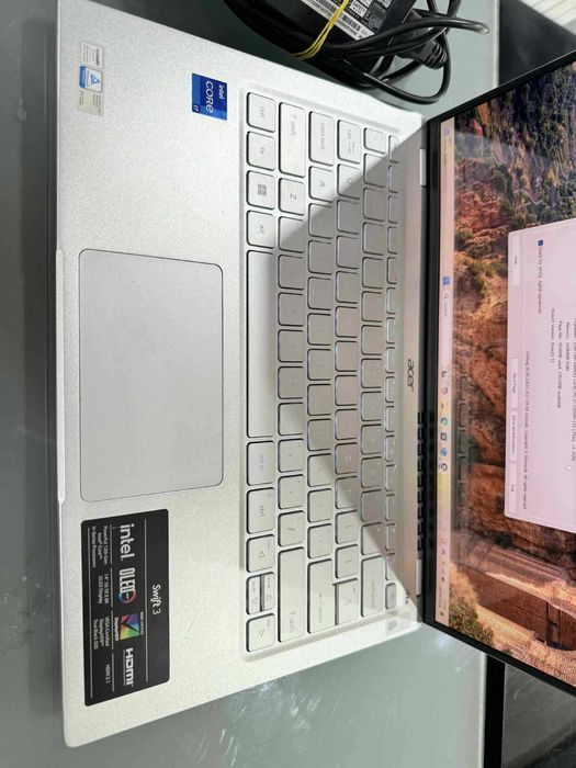 Laptop Acer Swift 3 SF314-71​ i7-12650H 16GB 1TB SSD OLED