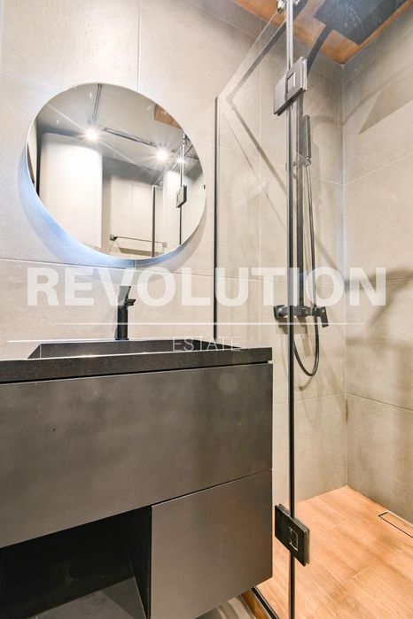 Дава се под наем Двустаен апартамент в София, Център - 52 кв.м за 700 € - Снимка #9