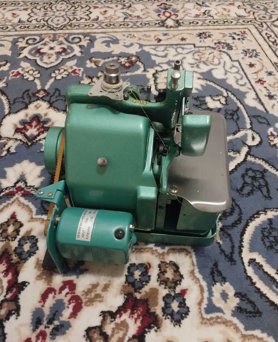 Оверлок DISON GN1-6D зеленый