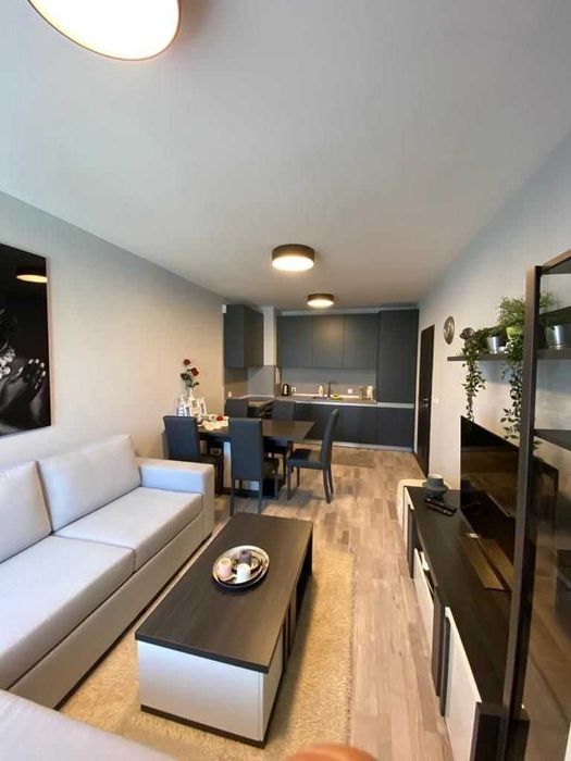 Дава се под наем Тристаен апартамент в София, Младост 3 - 115 кв.м за 637.5 € - Снимка #1