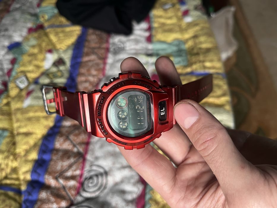 Продам часы