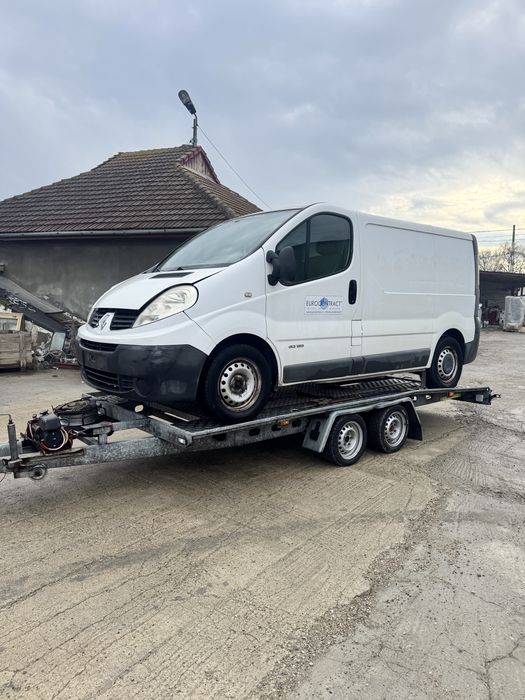 Renault trafic 2.5 motor defect