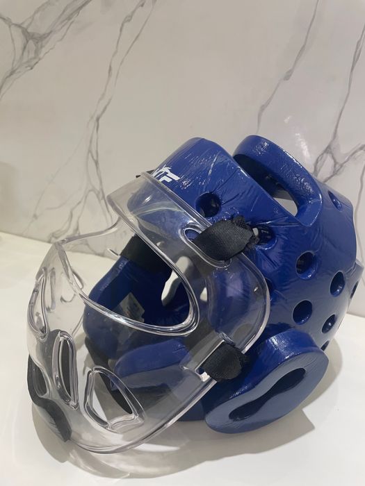 Шлем для таеквон-до