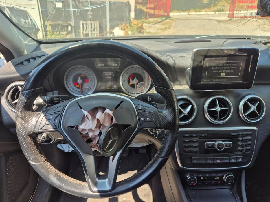 Mercedes W176 A200d 136кс OM651 Distronic ксенон автоматик НА ЧАСТИ!