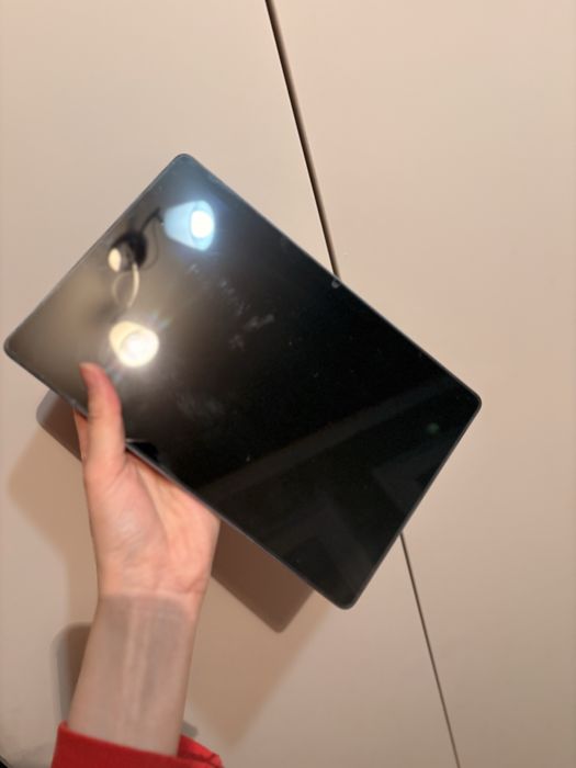 Продам планшет почти новый!