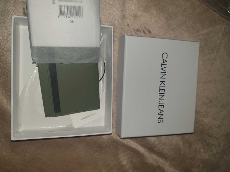 Calvin klein card holder