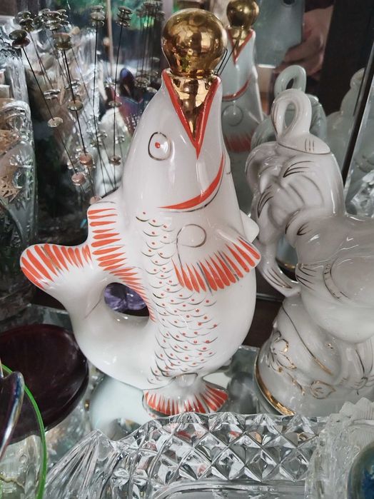 Фарфоровая штоф рыбка