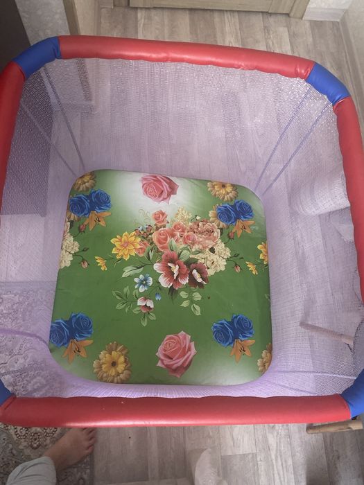 Продам игровую манеж
