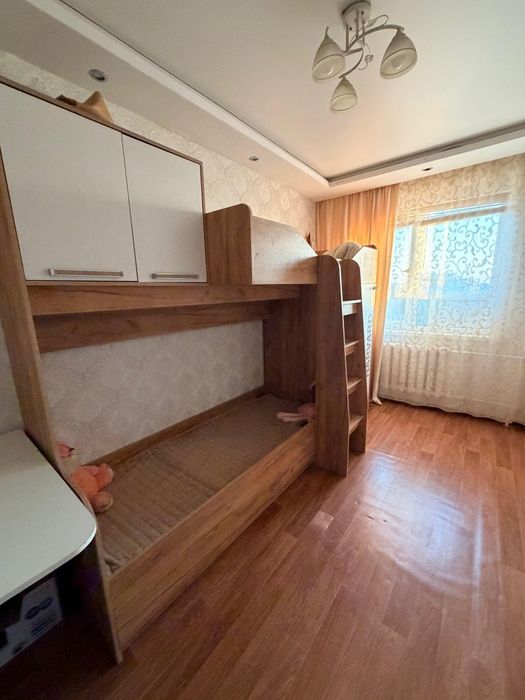 Двухъярусная кровать
