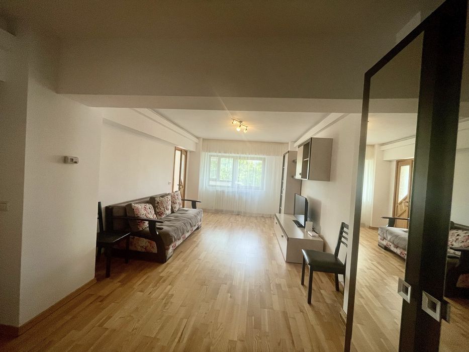 Proprietar închiriez apartament ultracentral două camere — fotografia 3