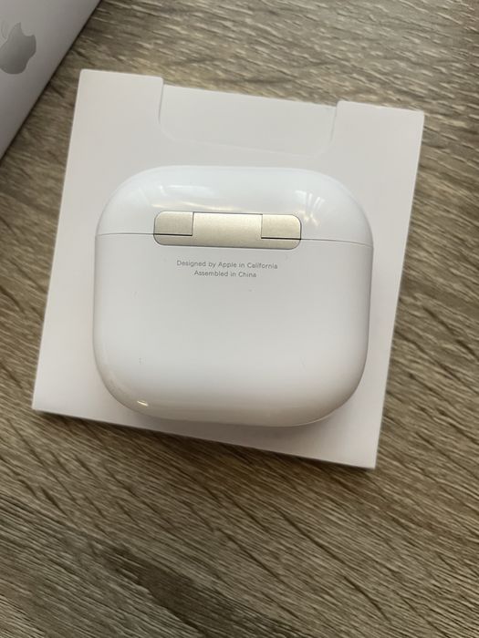 Air pods 4 desigilate