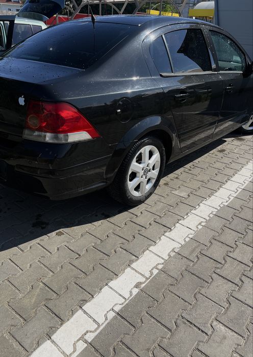 Opel Astra H Sedan 2008 1.6 Benzina+GPL