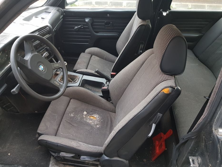 BMW e30 316 couple  trapa an 1985 plus piese