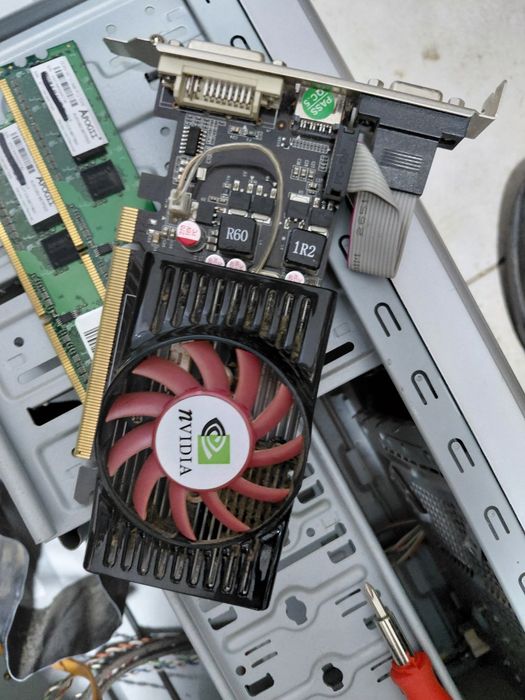 Продаётся видеокарта GeForce GT 610
