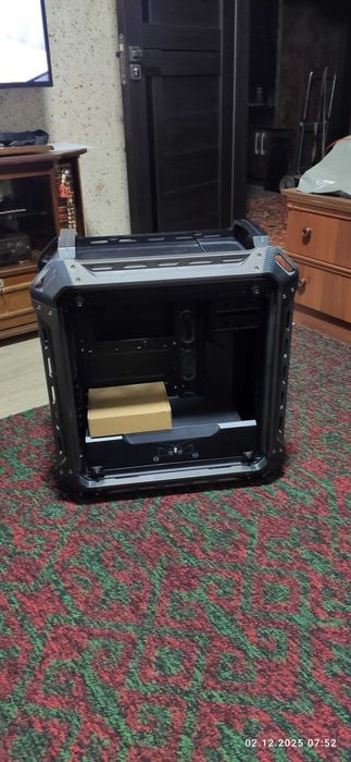 Продается корпус Cougar Panzer Max-G