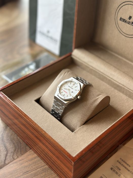 Audemars Piguet Royal Oak Quartz 33mm - ДАМСКИ МОДЕЛ