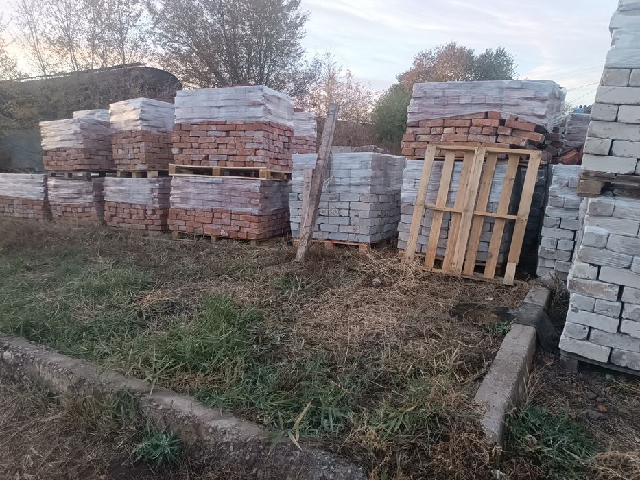 Красный кирпич бу