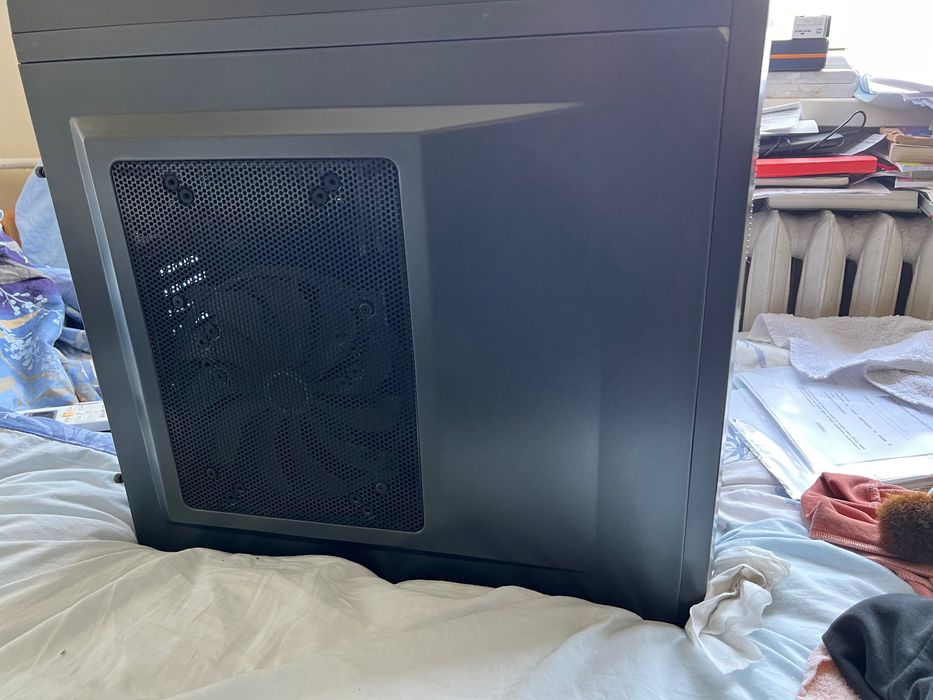 Gaming PC + LG 144Hz Monitor