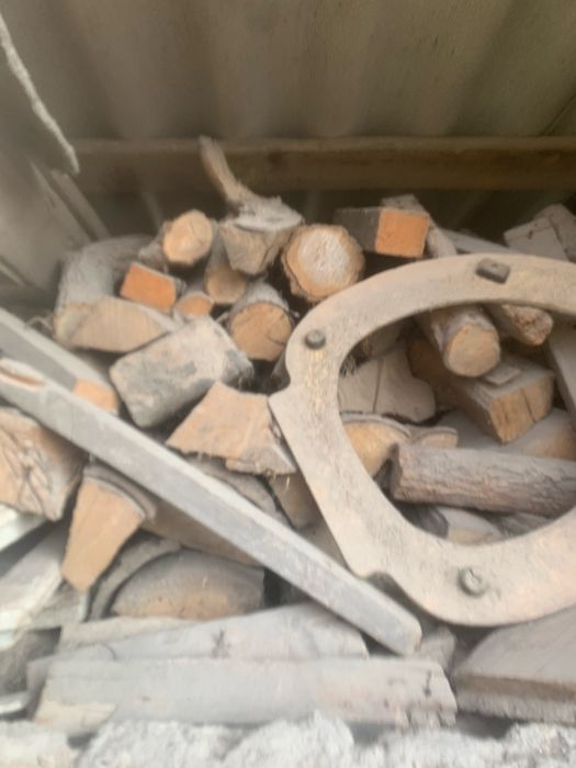 Продам дрова  пиленые  половина рубленые!