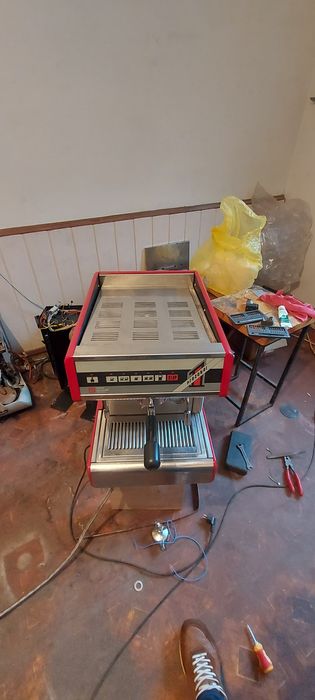 Кофемашина Simonelli  высокая группа