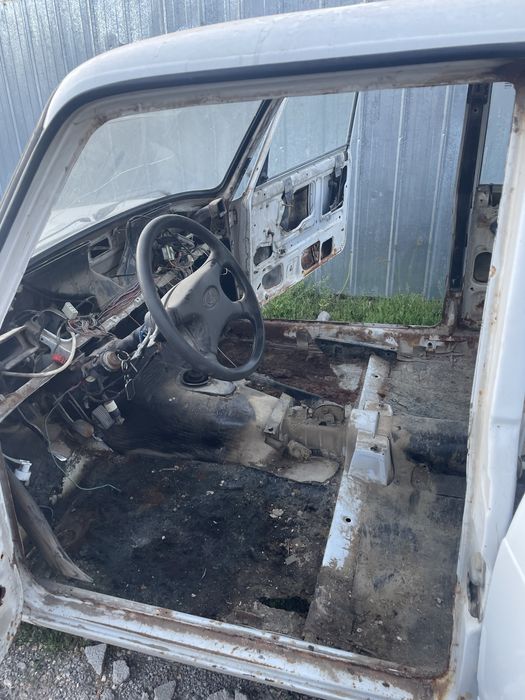 Автомобиль ваз 2107