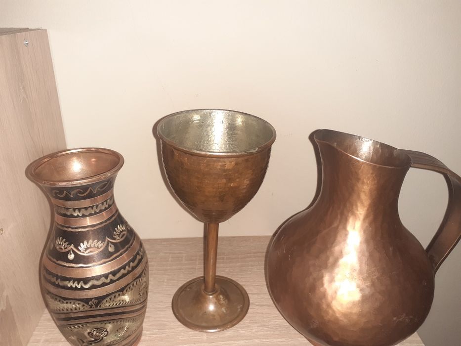 Медни чаши и меден сервиз