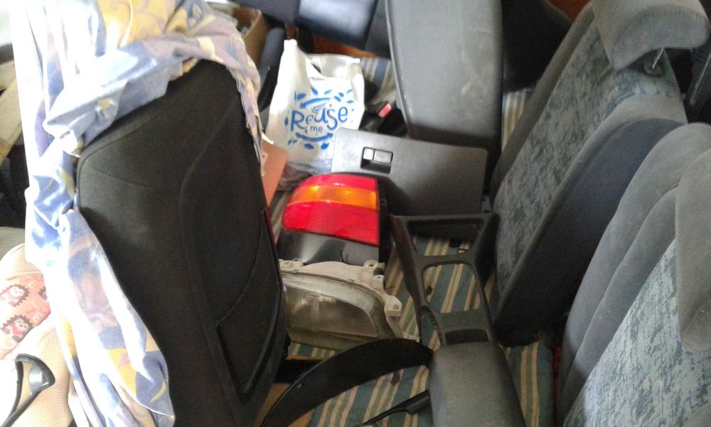 Тойота карина на части