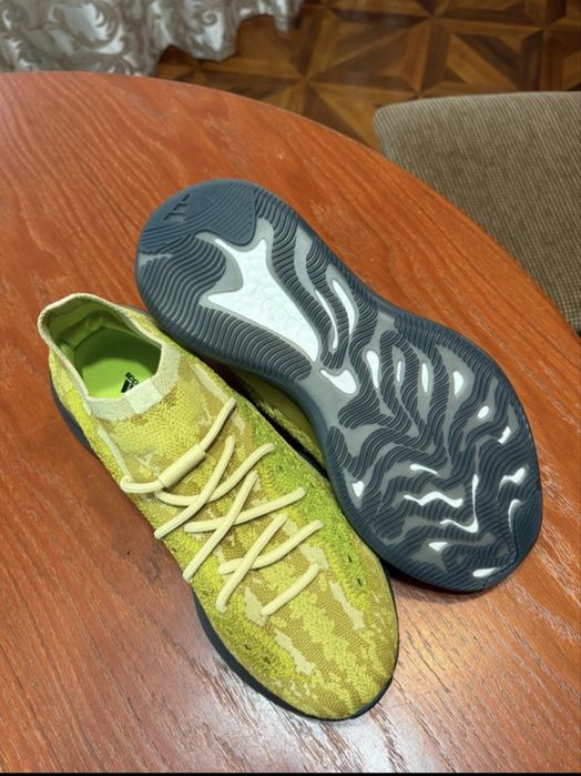 Yeezy boost 380