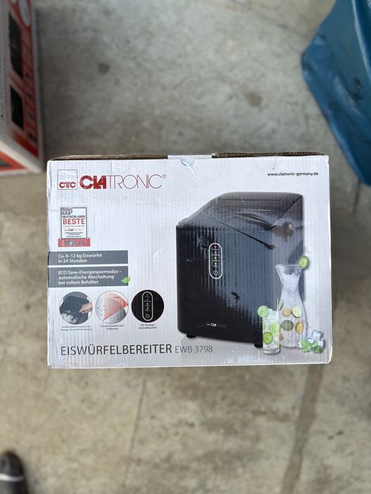 Mașină de făcut cuburi de gheață Clatronic nouă sigilată