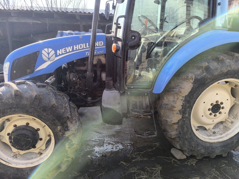 New Holland sotiladi