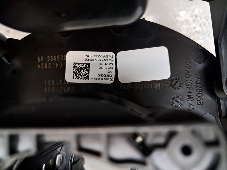 Лост скорости Mercedes EQ2W243 . A296