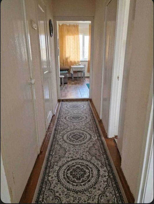 Продам квартиру . Ориентир NEXT. Центральный район. Имеется шлагбаум.