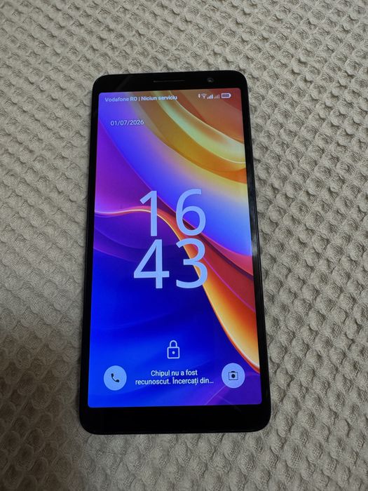 Telefon TCL 501 full box