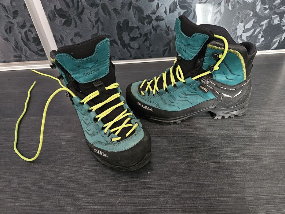 Bocanci trekking dama Salewa Rapace GTX