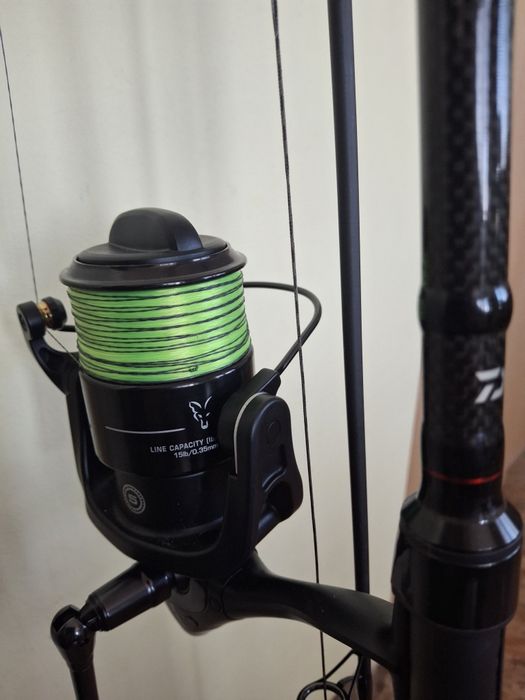 Продавам 3 шаранджийски въдици с калъф