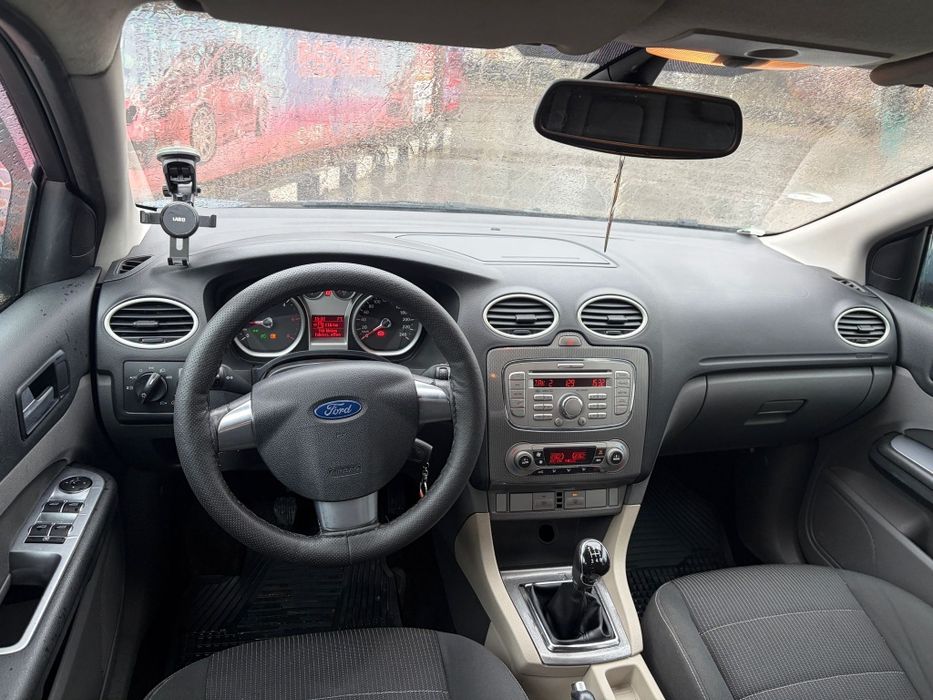 Ford Focus 2009 diesel 1.6 !