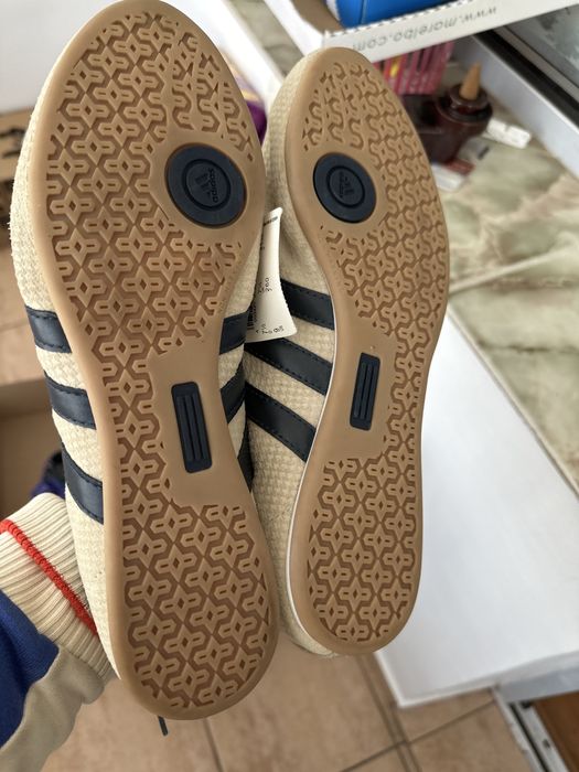 Adidasi noi ,puma noi