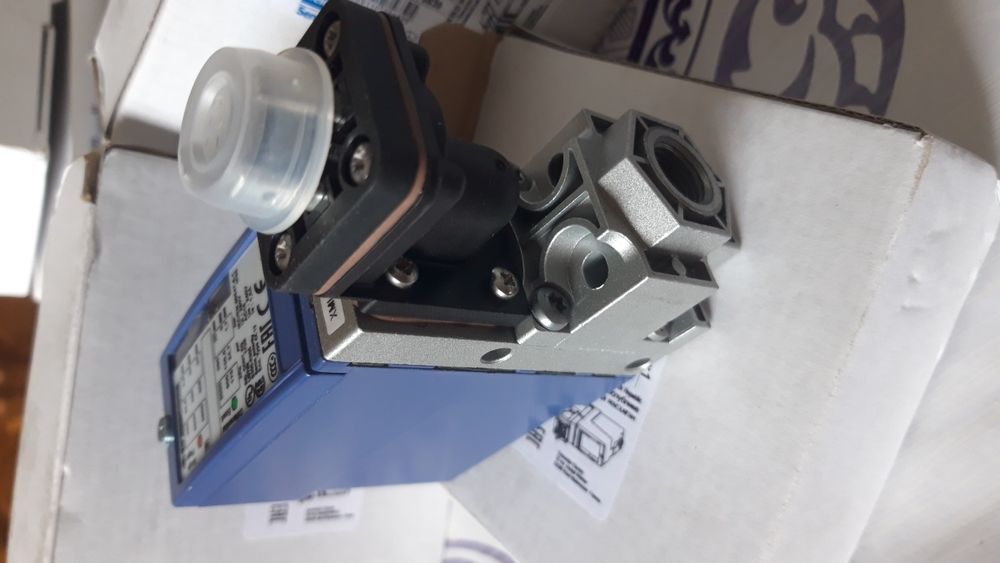 Senzor de presiune electromecanica