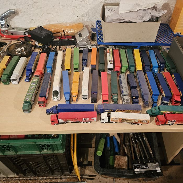 Machete tir / camion  1:87