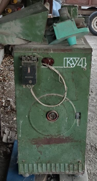 КУ-4 кормоизмельчитель универсальный