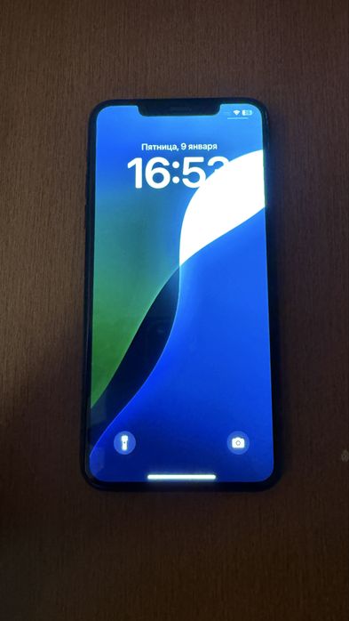 Продам Iphone 11 pro max